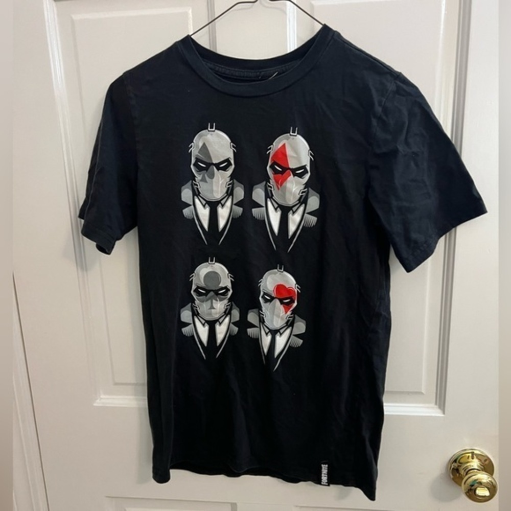 Boys Fortnite size large black, short sleeve shirt